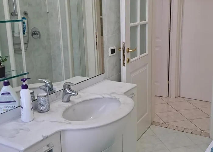 Oxi فندق مبيت وإفطار مودينا