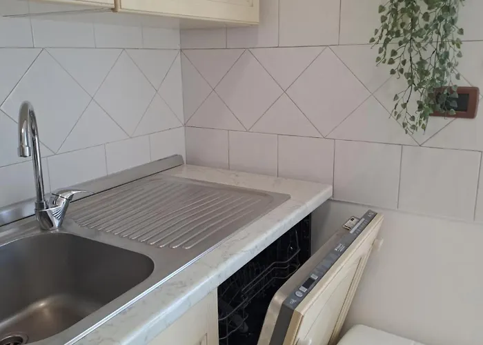 فندق مبيت وإفطار Oxi مودينا